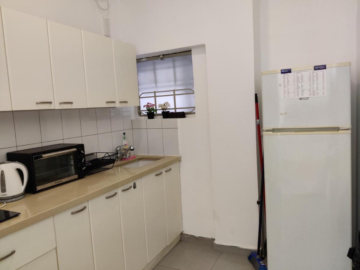 Begin19 & Hostel Tel Aviv