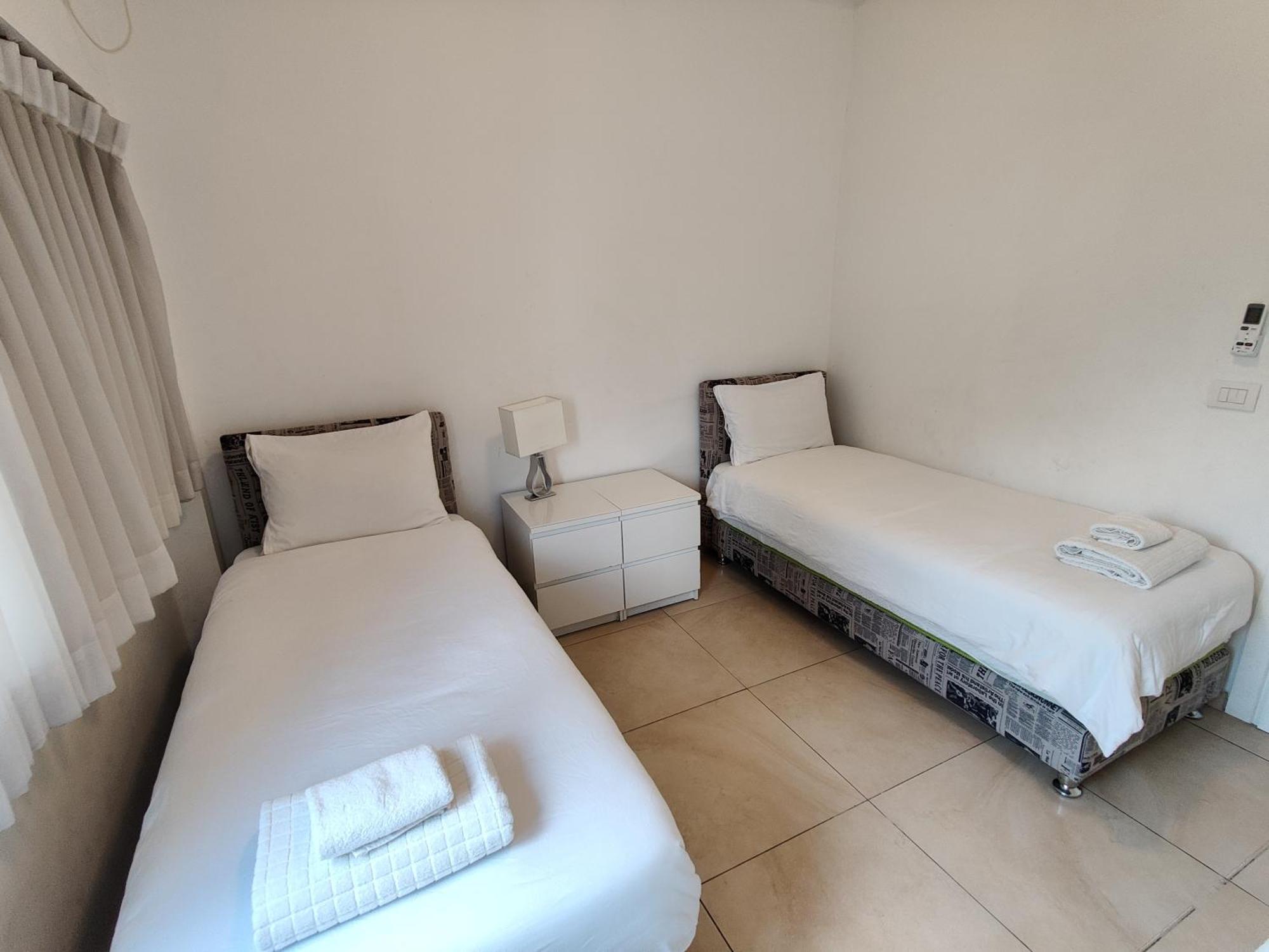 Begin19 & Hostel *