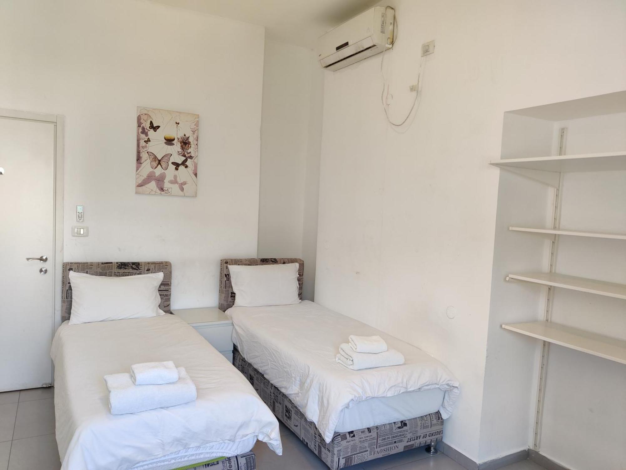 Begin19 & Hostel