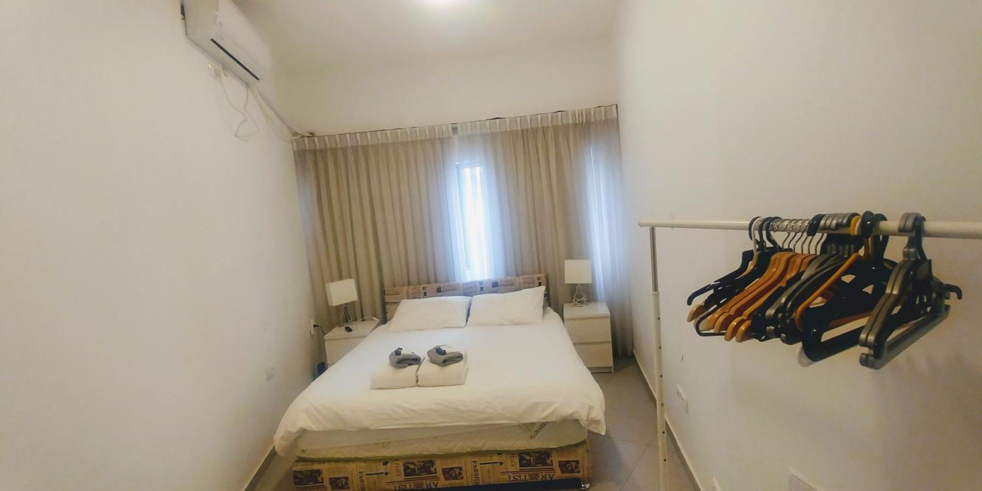 Begin19 & Hostel *