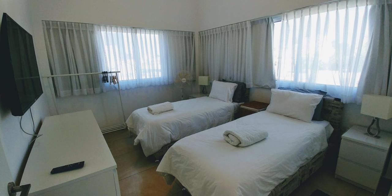 Begin19 & Hostel Tel Aviv